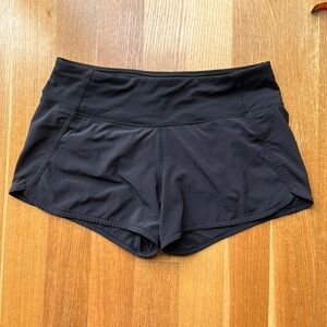 Lululemon black shorts size 6